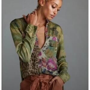 Pilcro Camo Animal Print Mixed Print Button Down. Small